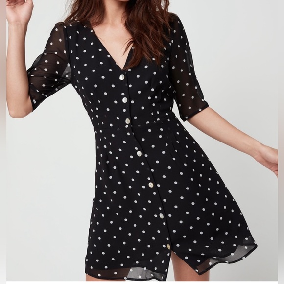 ✨New✨ Aritzia Wilfred polka dot button front dress - Picture 2 of 7